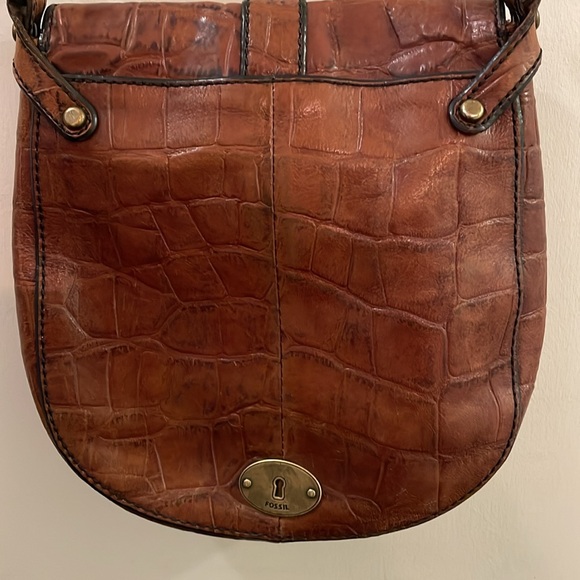 Fossil Crossbody Leather Purse - Picture 4 of 8